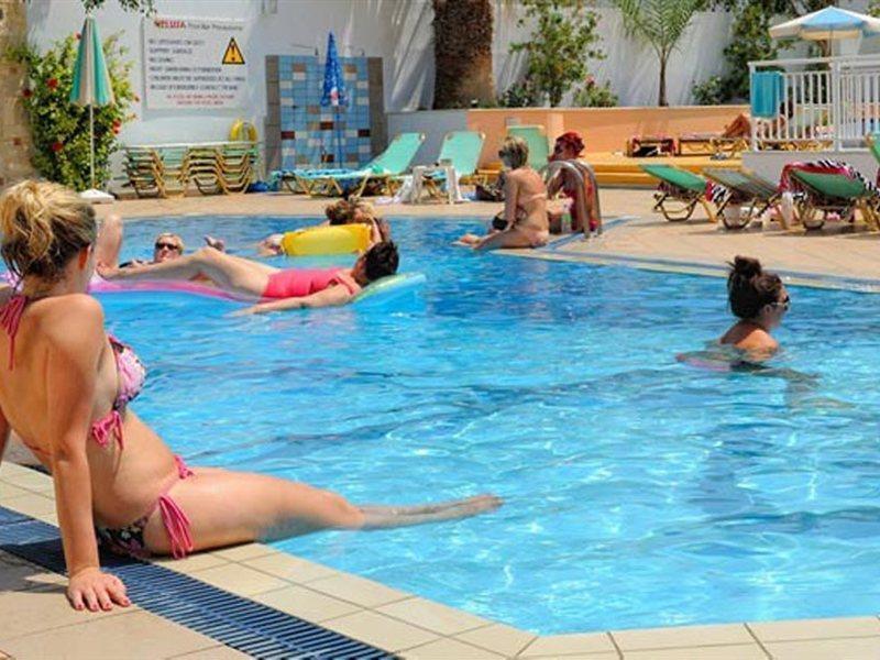 Melissa Apartments, Studios & Suites Malia  Luaran gambar